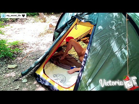 ❤️ ថតដោយកាមេរ៉ា Passionate jerk off Stranger in a tent ️ រឿងអាសអាភាស នៅ km.assistentai.ru